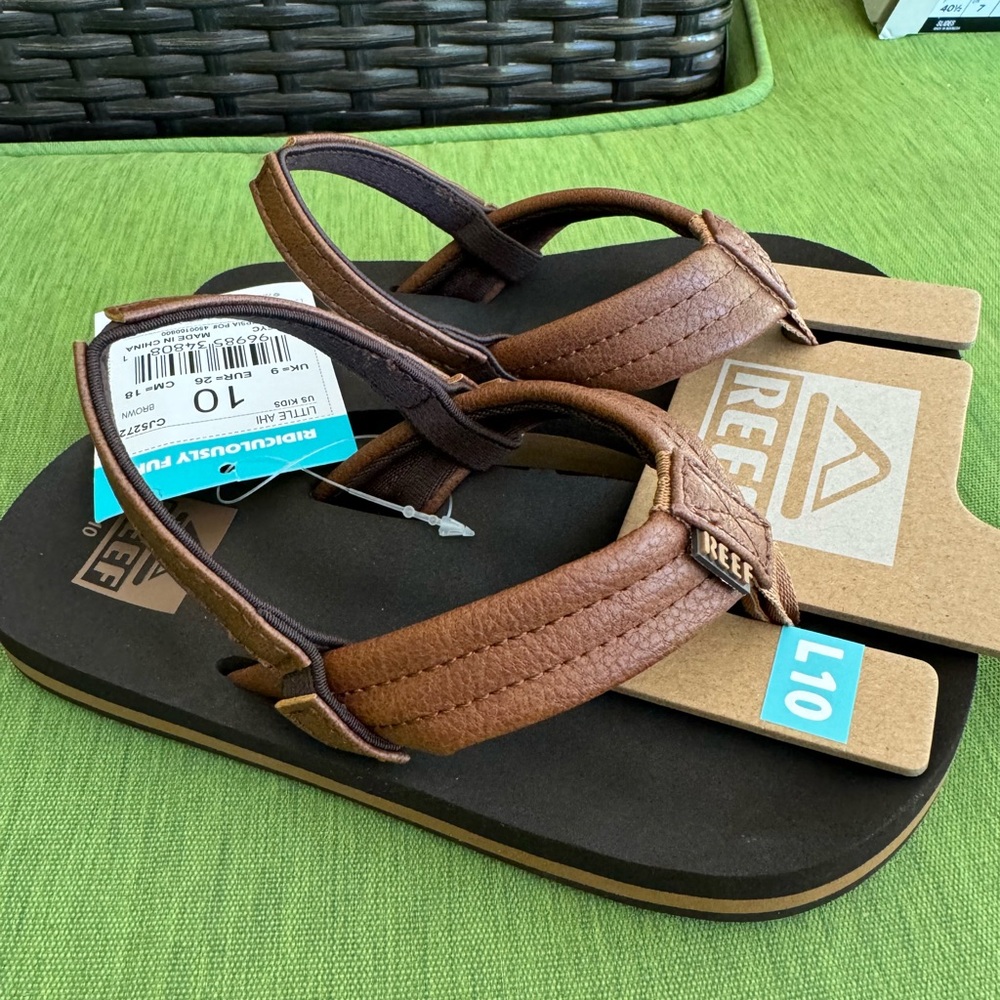 NWT toddler reef flip flops